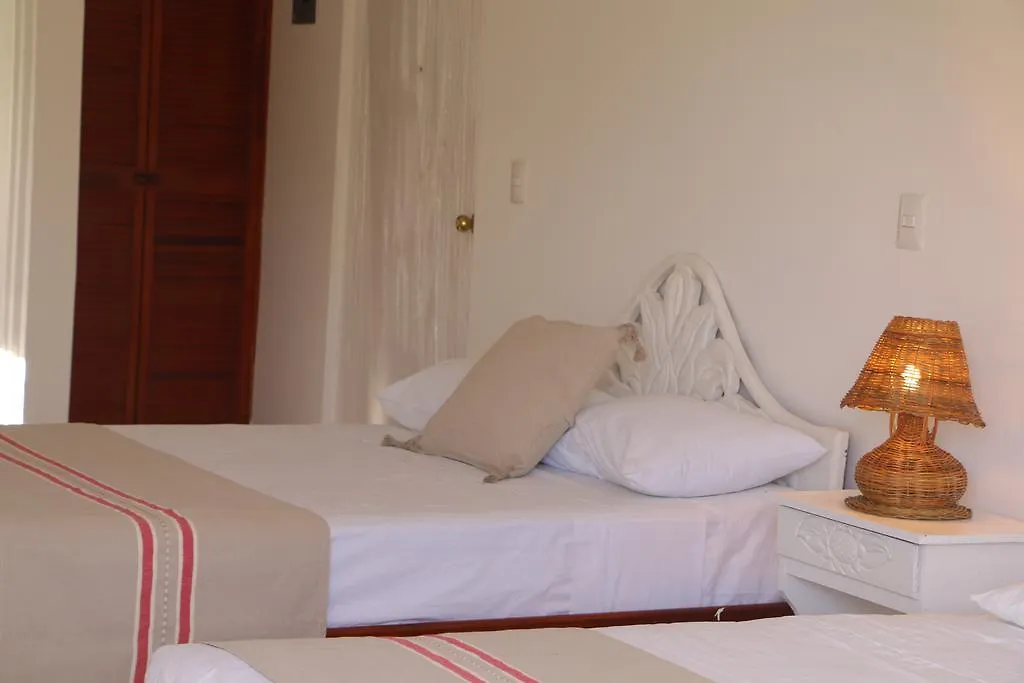 *** Penzion Hotel El Capitan Tulum Mexiko